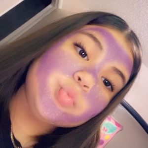 Meet your Posher, Anabel